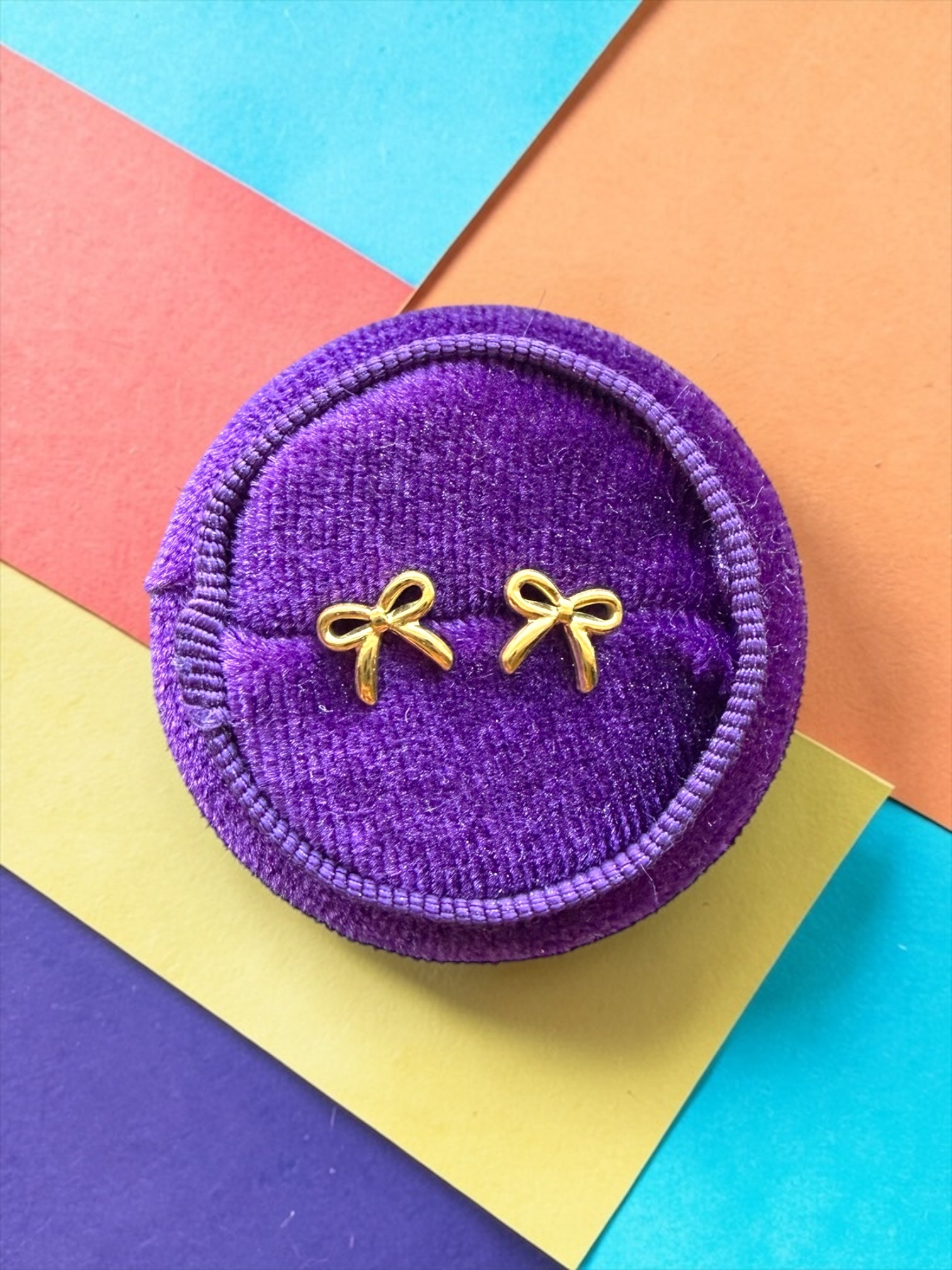 Gold Bow Screwback Studs