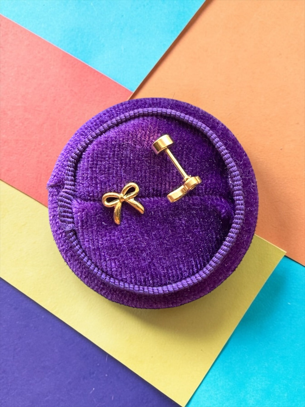 Gold Bow Screwback Studs